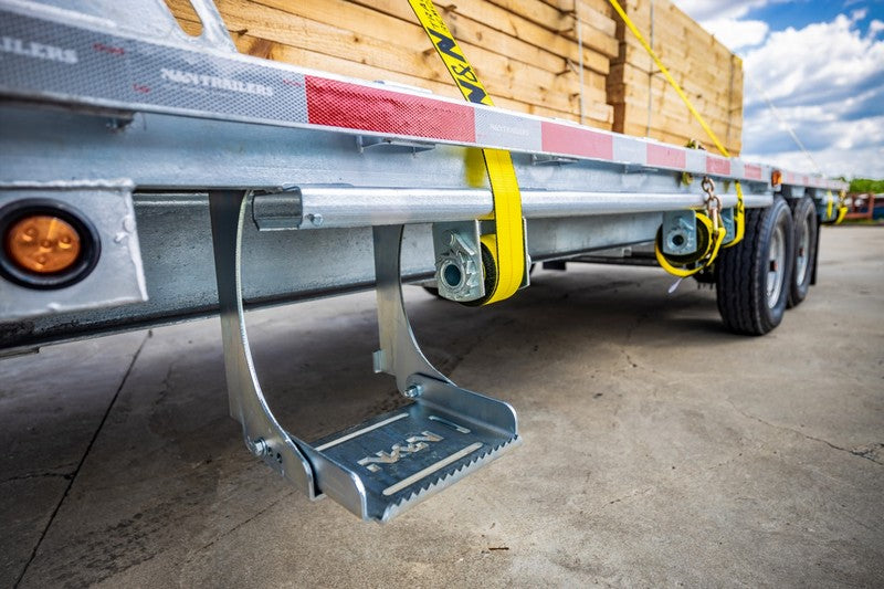 ARRIVING SOON - 2026 N & N 20 Foot Equipment Trailer