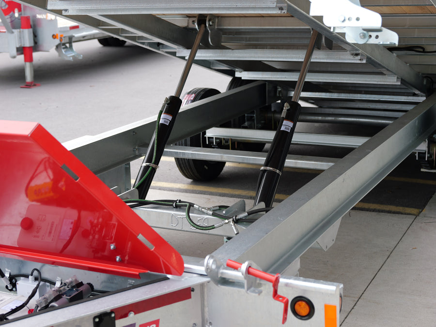 2026 N & N 24' Tilt-Deck Equipment Trailer