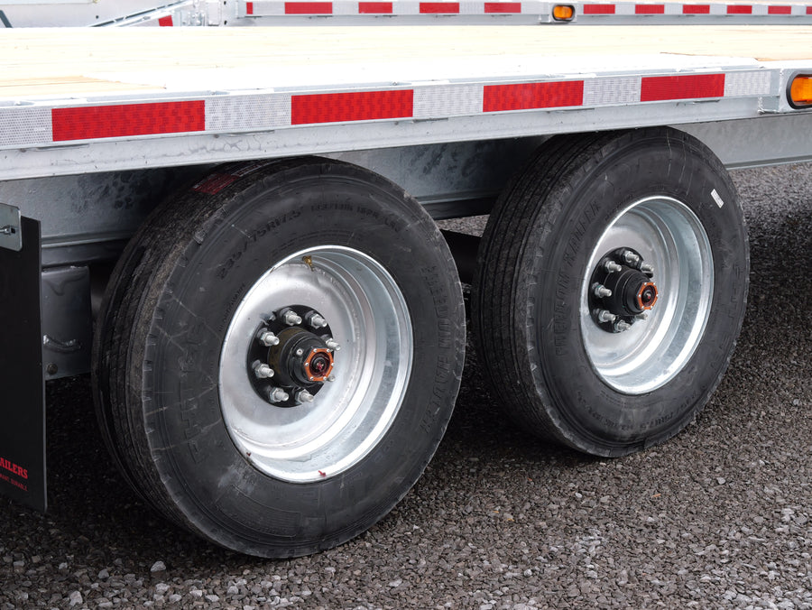2026 N & N Buffalo Junior 22+5 Deckover Equipment Trailer