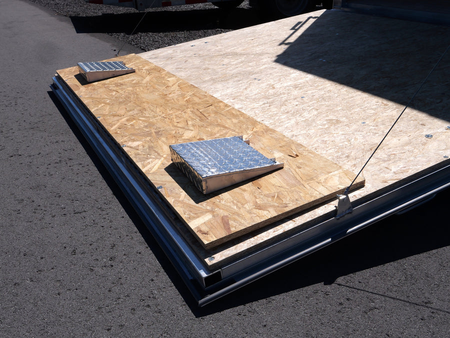 2026 Lightning 8.5x20 Aluminum Enclosed Trailer
